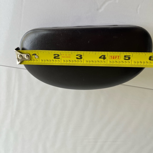 MICHAEL KORS Women Hard Clamshell Sunglasses Case - Picture 10 of 16